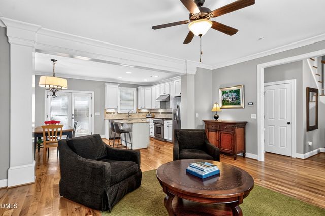 2745 Oberlin 103, Raleigh, NC 27608