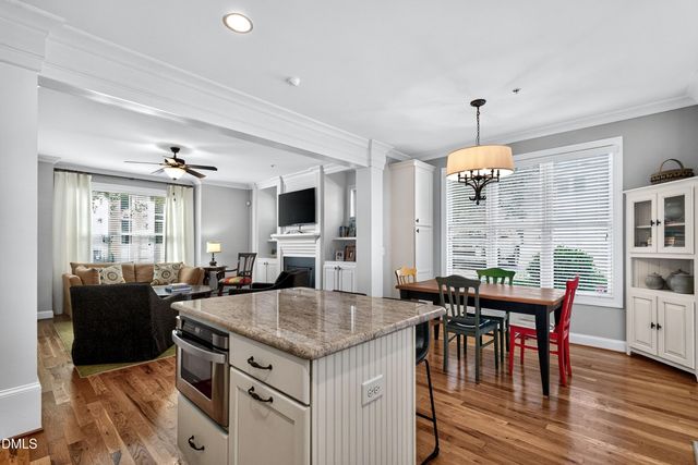 2745 Oberlin 103, Raleigh, NC 27608