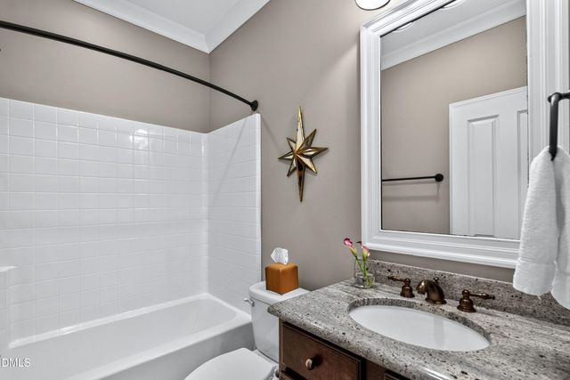2745 Oberlin 103, Raleigh, NC 27608