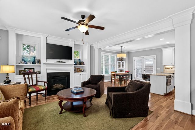 2745 Oberlin 103, Raleigh, NC 27608