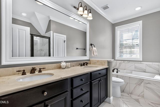 2745 Oberlin 103, Raleigh, NC 27608