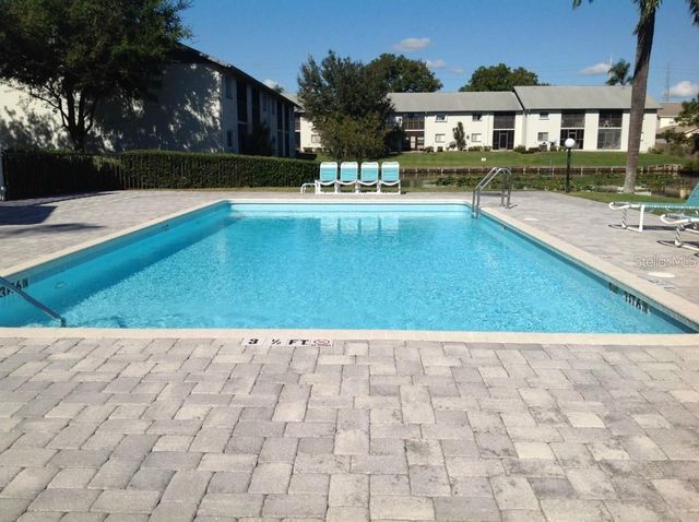 11201 122ND AVENUE L-232, Largo, FL 33778