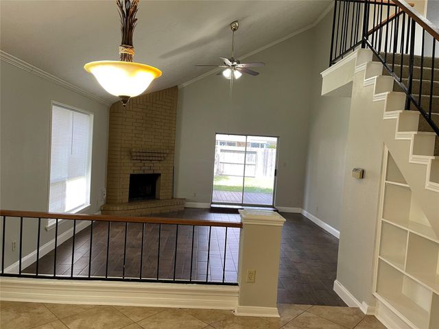 3118 Redcliff Drive, Sugar Land, TX 77479