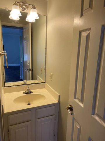 3118 Redcliff Drive, Sugar Land, TX 77479