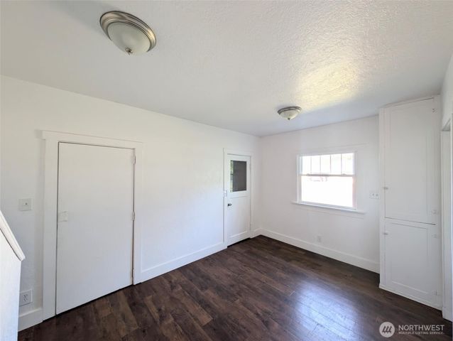 306 S 6th Street, Satsop, WA 98541