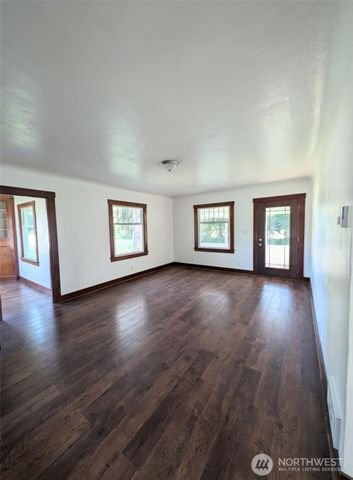 306 S 6th Street, Satsop, WA 98541