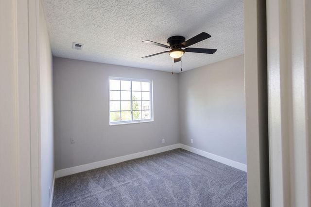 232 University Drive, Walton, KY 41094