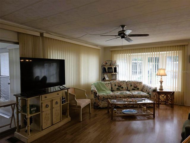 3209 OAKWOOD BOULEVARD S, Sarasota, FL 34237