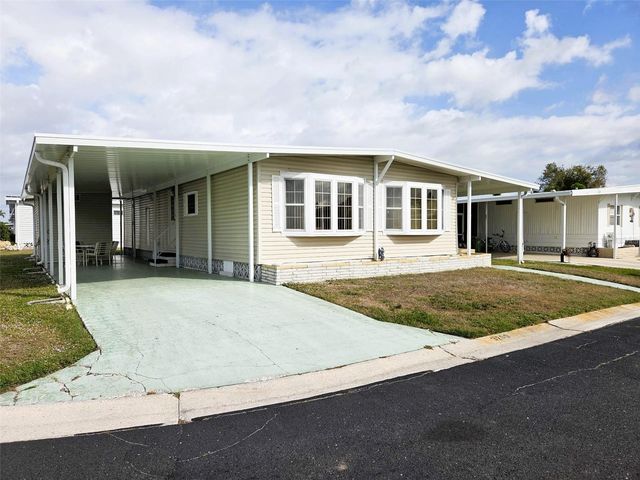 3209 OAKWOOD BOULEVARD S, Sarasota, FL 34237