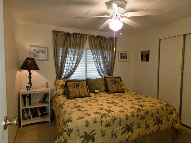 3209 OAKWOOD BOULEVARD S, Sarasota, FL 34237