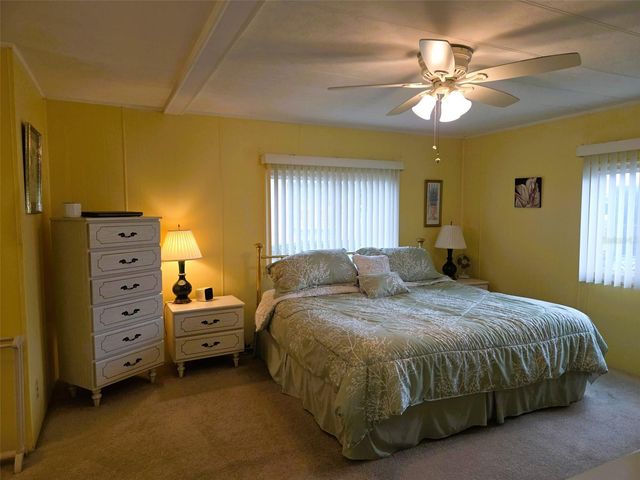 3209 OAKWOOD BOULEVARD S, Sarasota, FL 34237