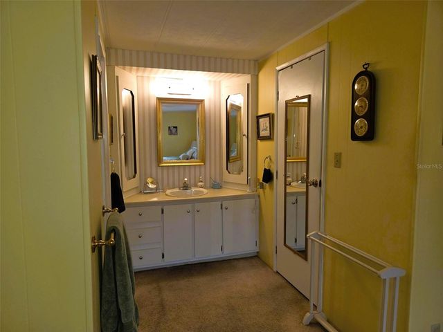 3209 OAKWOOD BOULEVARD S, Sarasota, FL 34237