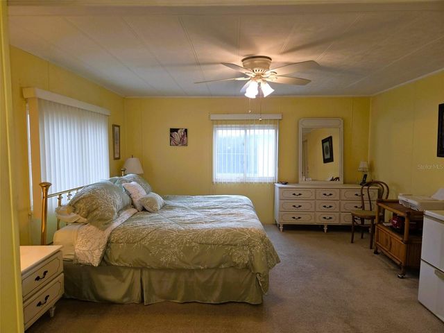 3209 OAKWOOD BOULEVARD S, Sarasota, FL 34237