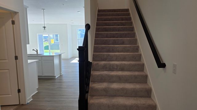 4738 AirLake Curve, Woodbury, MN 55129