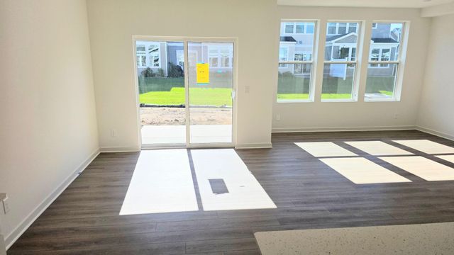 4738 AirLake Curve, Woodbury, MN 55129