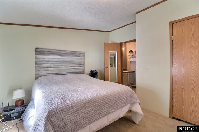 509 E Circle Drive, Hooper, NE 68031