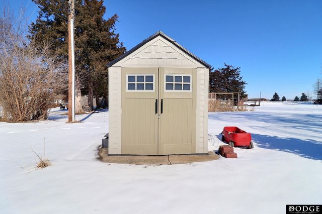 509 E Circle Drive, Hooper, NE 68031