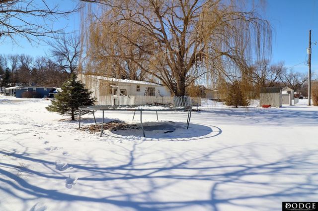 509 E Circle Drive, Hooper, NE 68031