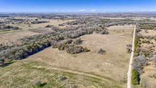 163 Twin Oaks Lane, Whitesboro, TX 76273