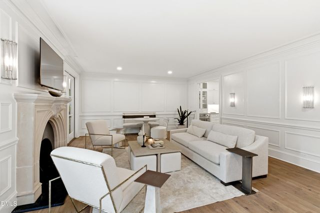 1526 Brooks Avenue, Raleigh, NC 27607