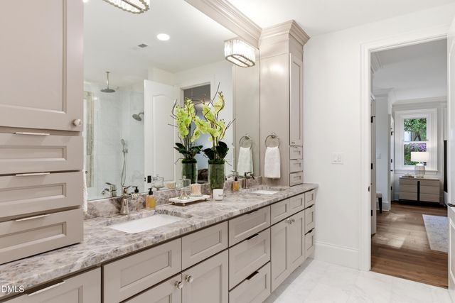 1526 Brooks Avenue, Raleigh, NC 27607