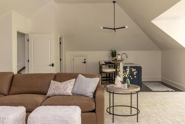 1526 Brooks Avenue, Raleigh, NC 27607