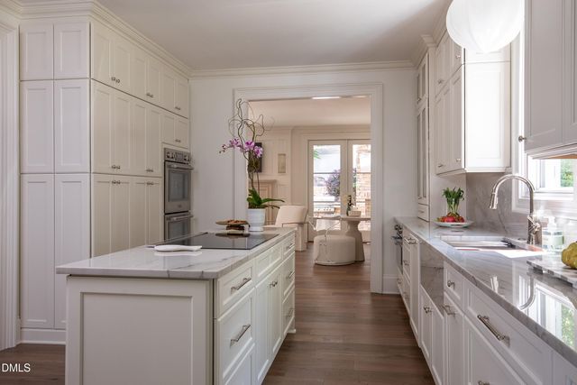 1526 Brooks Avenue, Raleigh, NC 27607