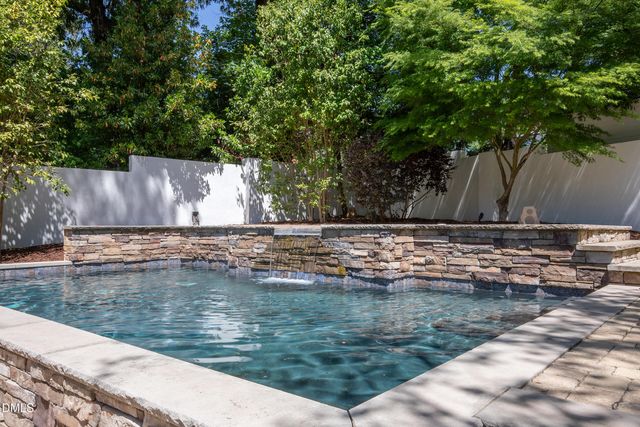 1526 Brooks Avenue, Raleigh, NC 27607