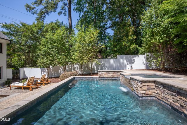 1526 Brooks Avenue, Raleigh, NC 27607