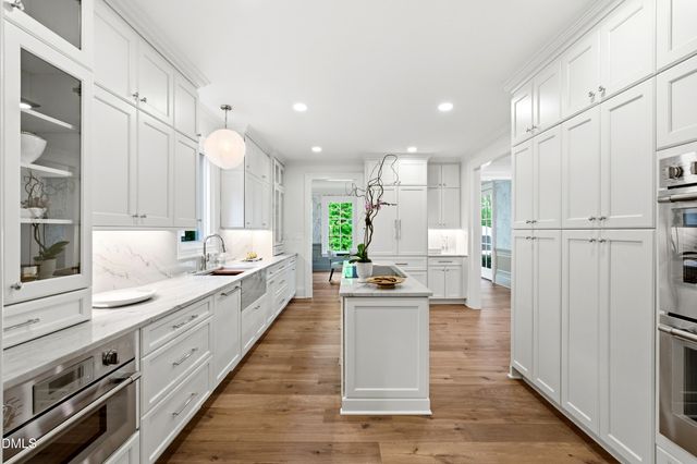 1526 Brooks Avenue, Raleigh, NC 27607