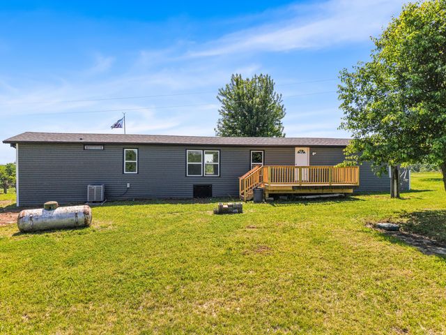 121 Bischoff Lane, Brooksville, KY 41004