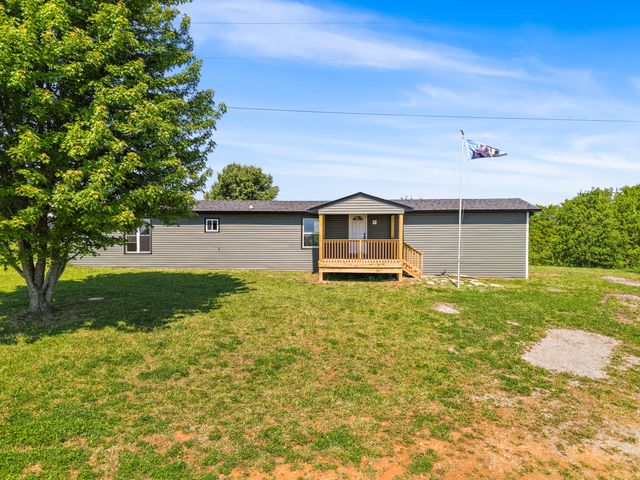 121 Bischoff Lane, Brooksville, KY 41004