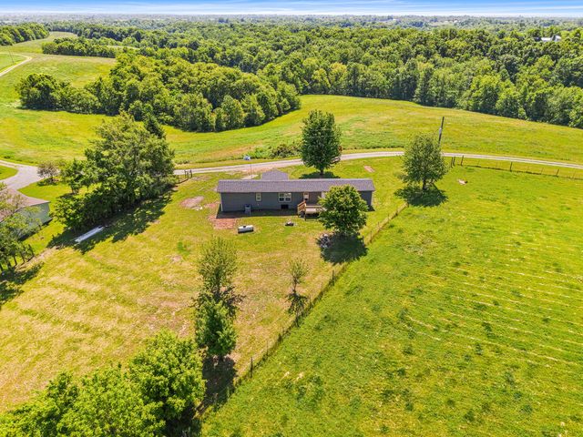 121 Bischoff Lane, Brooksville, KY 41004