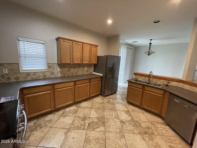 40411 W HELEN Court, Maricopa, AZ 85138