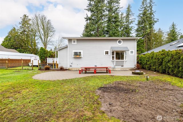 9543 Columbia Way, Sedro Woolley, WA 98284