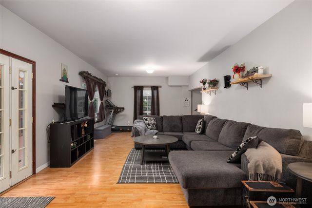 9543 Columbia Way, Sedro Woolley, WA 98284