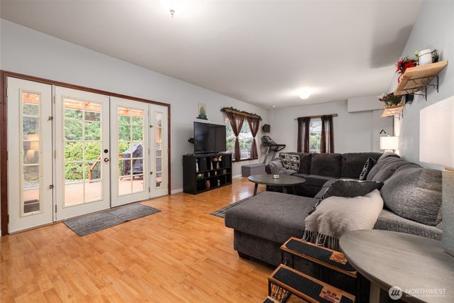 9543 Columbia Way, Sedro Woolley, WA 98284
