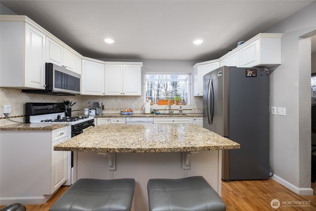 9543 Columbia Way, Sedro Woolley, WA 98284