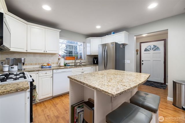 9543 Columbia Way, Sedro Woolley, WA 98284