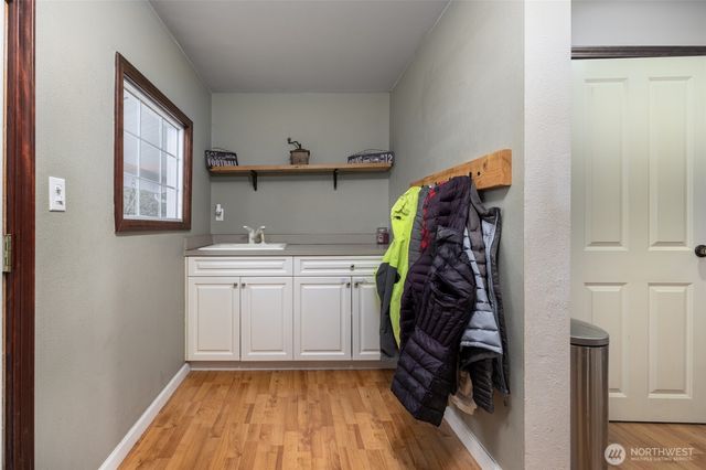 9543 Columbia Way, Sedro Woolley, WA 98284