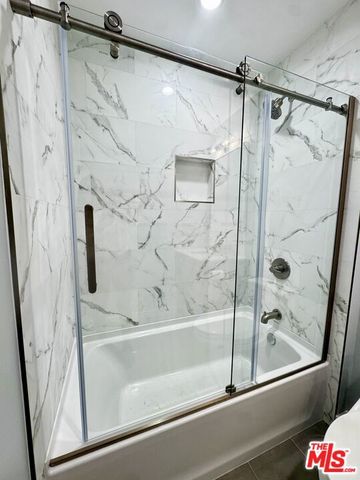 5637 Homeside Avenue, Los Angeles, CA 90016