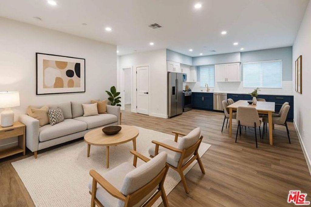 5637 Homeside Avenue, Los Angeles, CA 90016