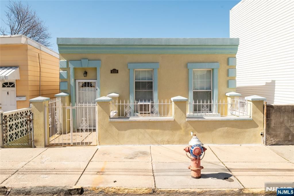 4319 Durham Avenue, North Bergen, NJ 07047