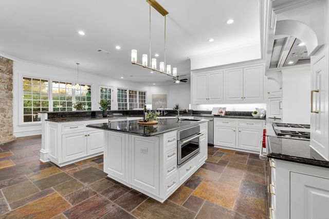 5705 Morlaix Court, Colleyville, TX 76034