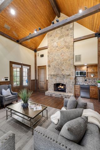 5705 Morlaix Court, Colleyville, TX 76034