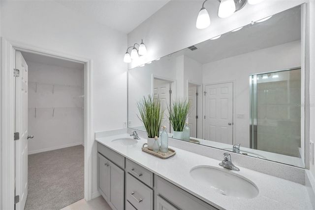 5728 SKYTOP DRIVE, Lithia, FL 33547