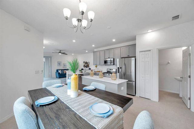 5728 SKYTOP DRIVE, Lithia, FL 33547