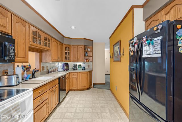 127 Mello Lane, Toms River, NJ 08753