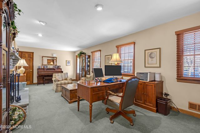 127 Mello Lane, Toms River, NJ 08753