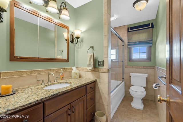 127 Mello Lane, Toms River, NJ 08753